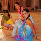 BollyDance Workout DVD - Nek Bilder 2012-08-17 12-54-27